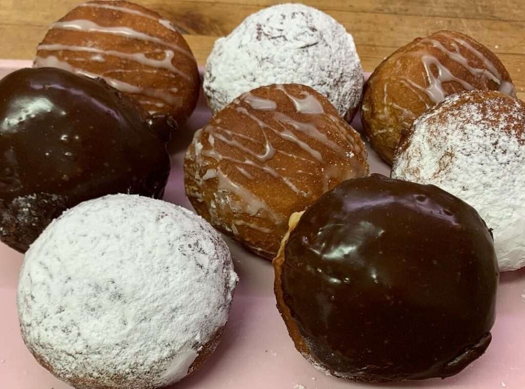 paczki for sale at dinkels
