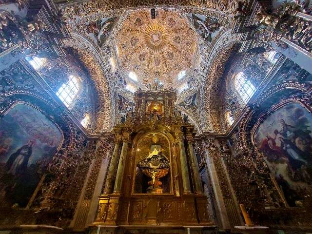 Little Man said that seeing the ultimate golden church made visiting Puebla worth it for him since gold is his favorite color.