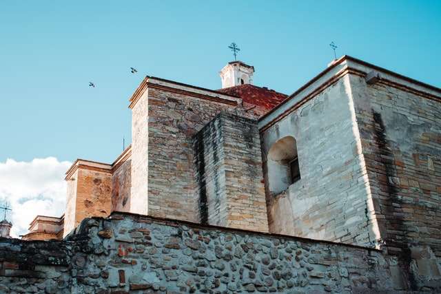 The ruins at Mitla is a great day trip from Oaxaca with kids.
