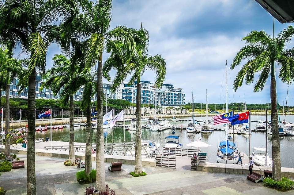 Legoland Malaysia tips for places to stay: go to Legoland hotel, Medini, Eco Botanic, or Puteri Harbour.