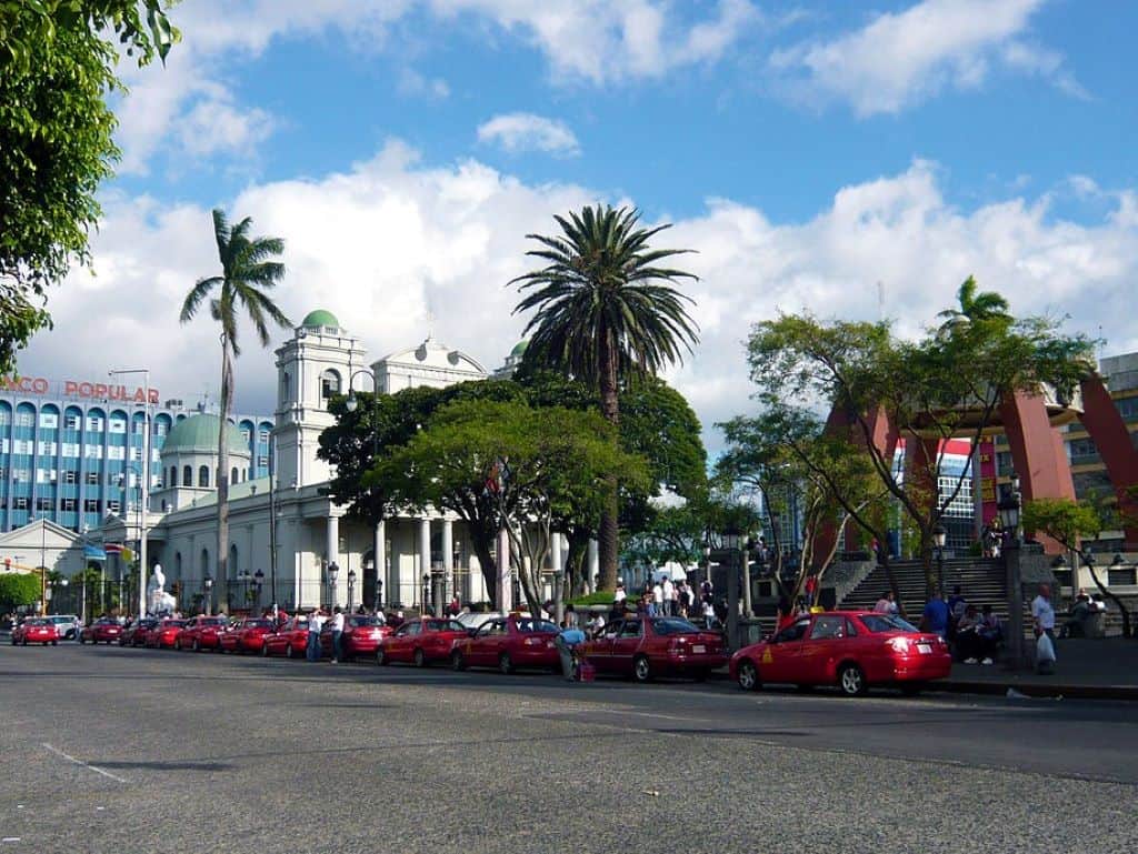 Before going to costa rica I wish I knew the pricing for taxis.