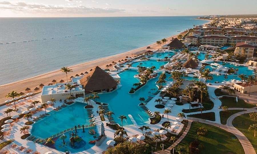 Moon Palace the Grand is a top rated Cancun resort with water park.
