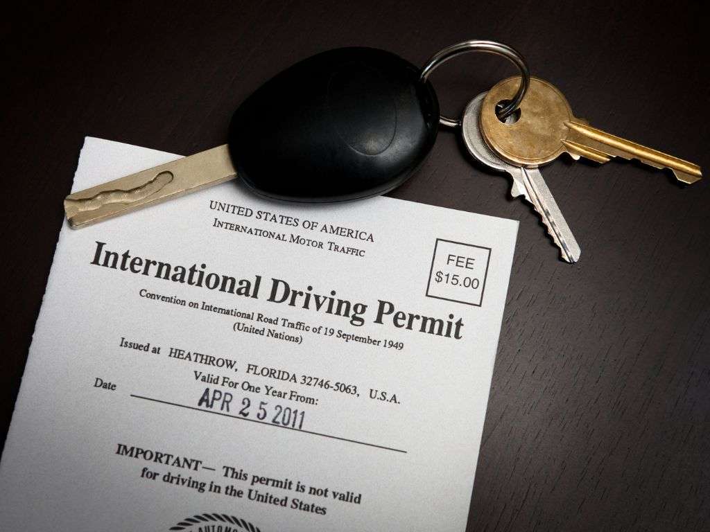 For safe driving in Costa Rica, an international driving Permit isn't required.