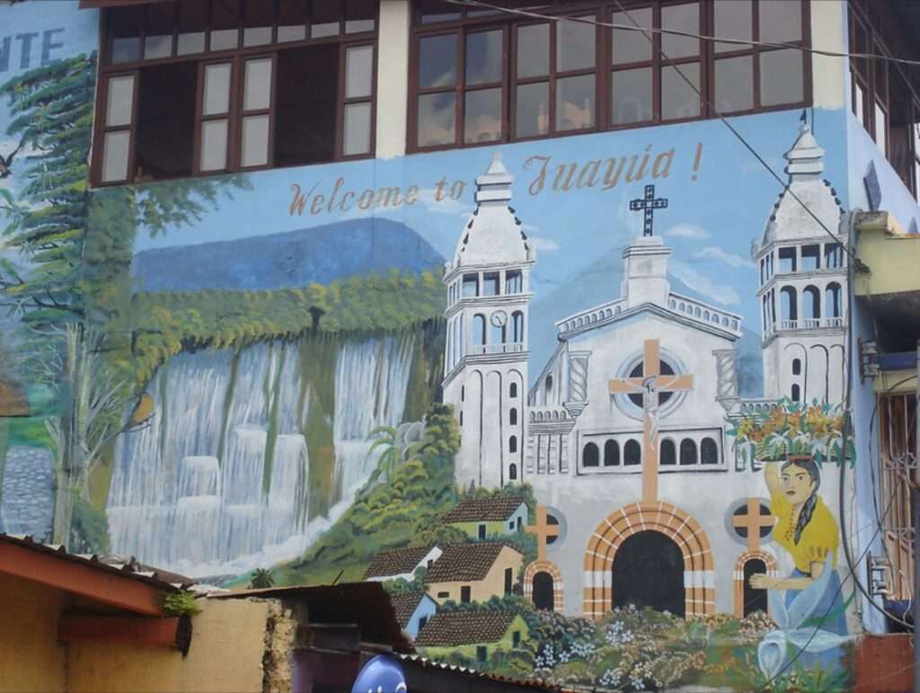 Juayua is a stop on La Ruta de las Flores El Salvador tours.