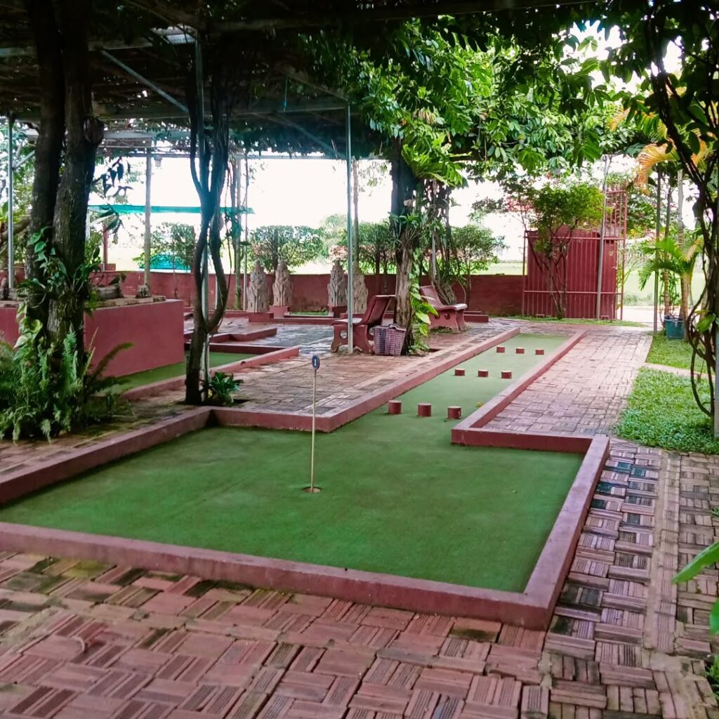 Hole 1 at Angkor Wat PUtt