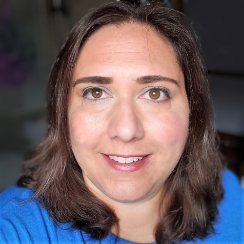 Brodi Cole, family travel writer and digital nomad consultant